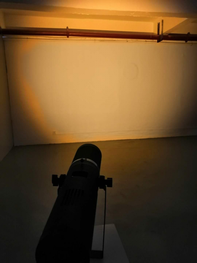 LED三合一多功能迷你成像/泛光燈 4