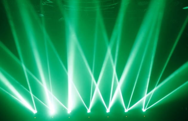 3顆15W蜂眼PAR燈 3